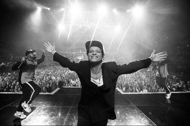 Bruno Mars celebra diez años de “Doo-Wops & Hooligans”