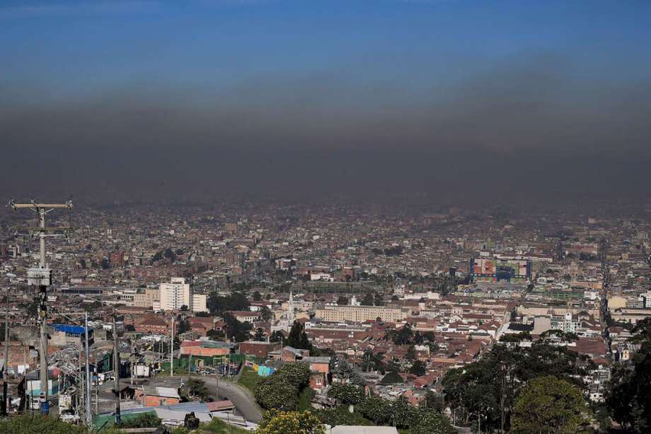 Imagen de la contaminación del aire en Bogotá. 