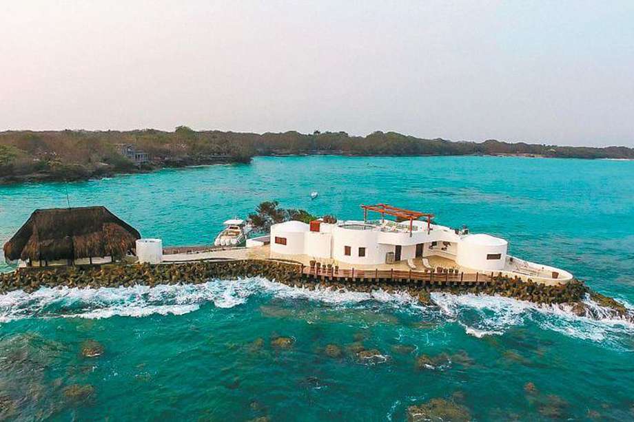 Isla Pelicano está entre arrecifes coralinos y aguas cristalinas. / Cortesía: Pequeños Hoteles con Encanto by Prestige