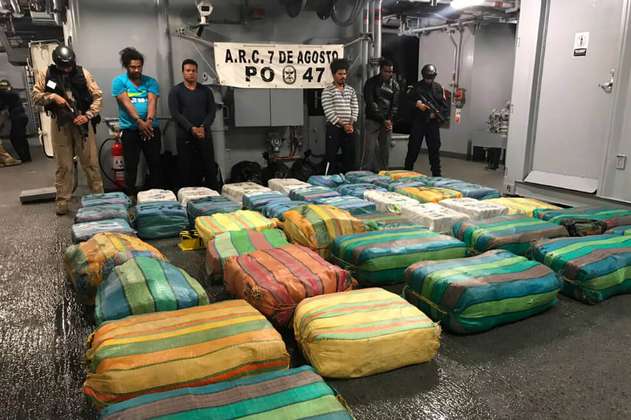 Incautan lancha que transportaba 1.223 kilogramos de droga hacia Centroamérica