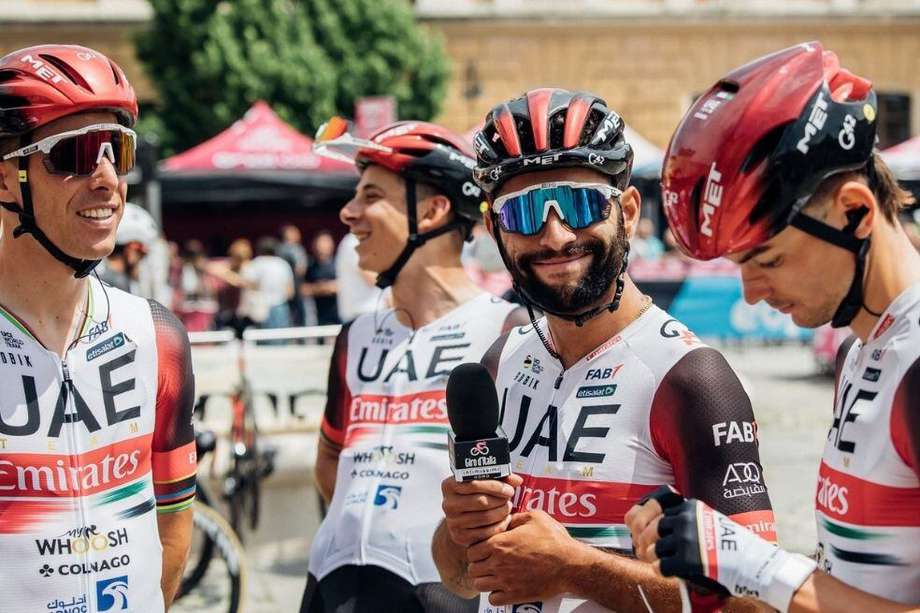 Fernando Gaviria con el UAE Team Emirates en el Giro de Italia // Twiterr UAE Team Emirates