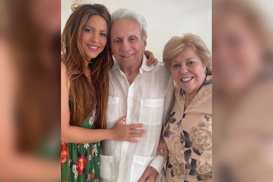 Shakira y sus padres William Mebarak y Nidia Ripoll. 