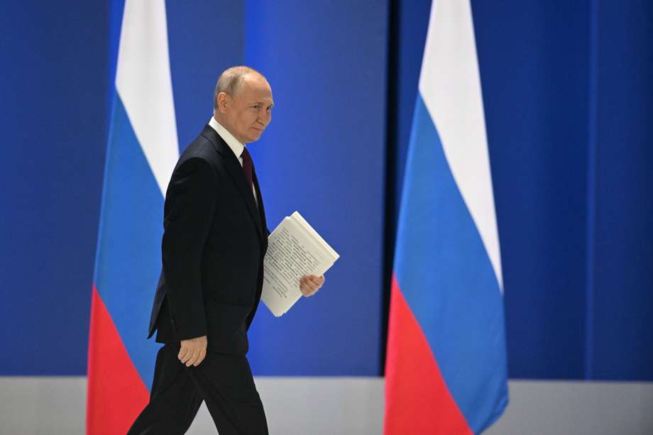 Putin disponiéndose a entregar su discurso anual sobre el estado de la nación. 