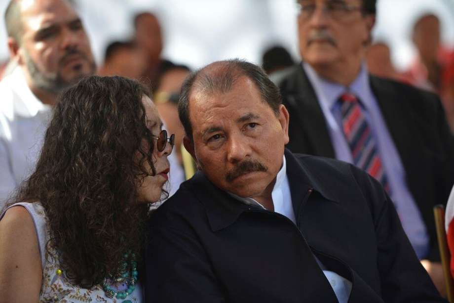 El presidente Daniel Ortega, junto a su esposa, Rosario Murillo, ha desatado una feroz persecución política en Nicaragua. 