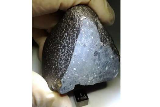 El meteorito marciano NWA 7034 fue encontrado en el desierto del Sahara.