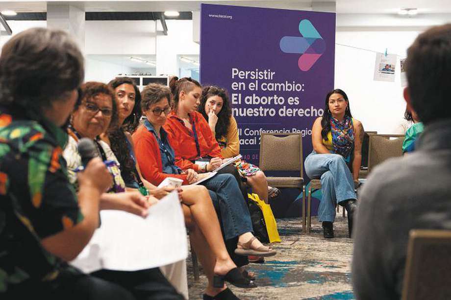 Un total de 400 activistas, abogadas, proveedores de salud e investigadoras debatieron sobre el aborto en la región. / CLACAI