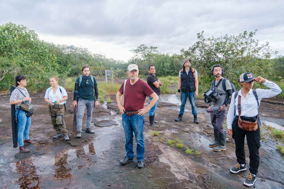La película 40 Días perdidos en la selva, fue rodada durante todo agosto de 2023, tras conocerse por medios de comunicación la historia de supervivencia de 4 niños indígenas en un accidente de avioneta en la selva colombiana.