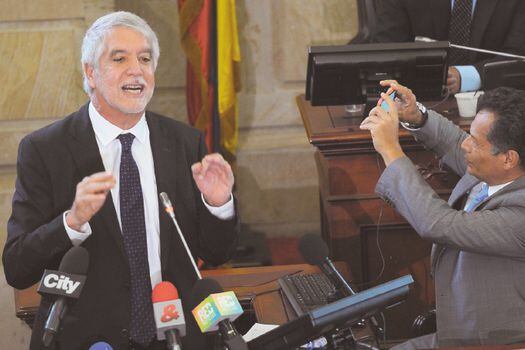  El alcalde Enrique Peñalosa interpuso una tutela alegando que se le estaban vulnerando los derechos al debido proceso, a la defensa y a ser elegido.  / Cristian Garavito