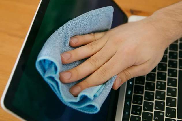 No dañes la pantalla de tu computador: así puedes limpiarla sin dejar rayas