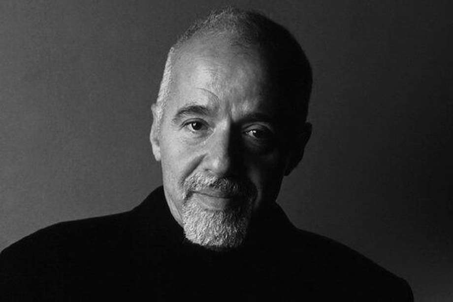 Paulo Coelho apoya festival de jazz: “la única condición es que sea antifascista”