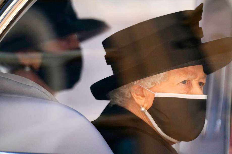 Imagen de la Reina Isabel II en el funeral al Duque de Edimburgo. / Getty Images