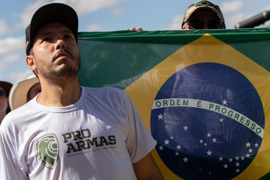 Algunos simpatizantes del presidente de Brasil, Jair Bolsonaro, participaron en una manifestación a favor del uso de las armas en Brasilia.