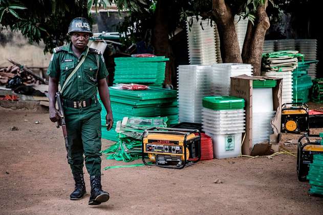 Violencia en Nigeria en víspera de elecciones presidenciales deja 66 muertos