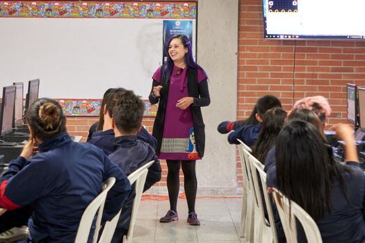 Sindey Bernal, bogotana, es la mejor docente de Iberoamérica.