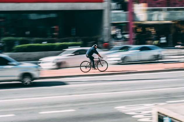 Diseñador desarrolla bicicletas que limpian el aire de esmog