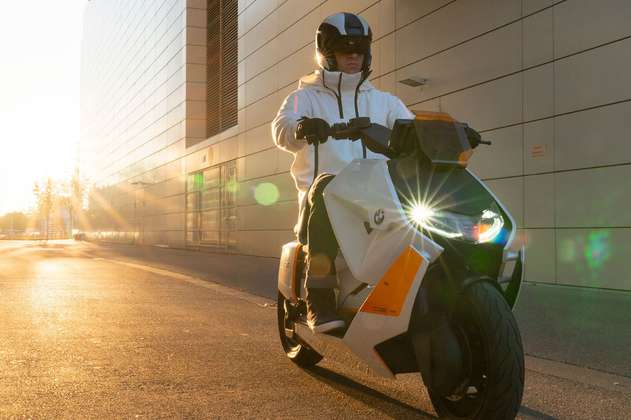 Tecnología en motos: seguridad, conducción y conectividad a futuro
