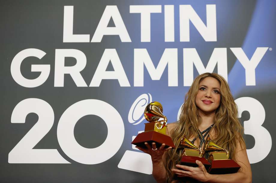 La cantante Shakira se llevó los gramófonos a "Canción del Año", "Mejor Canción Fusión" y "Mejor Canción Pop". EFE/Jose Manuel Vidal
