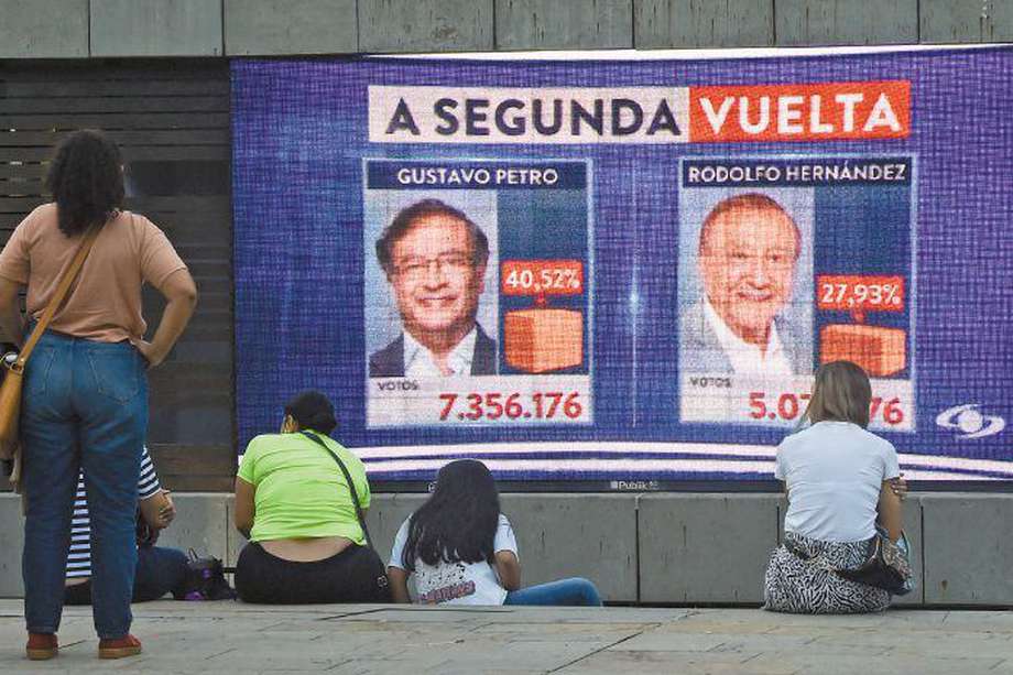 Gustavo Petro y Rodolfo Hernández encarnan dos formas distintas de "cambio" en el país. / AFP