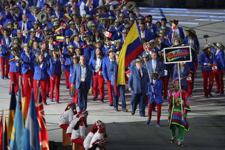 La delegación colombiana en el desfile inaugural de los Juegos Panamericanos Lima 2019.