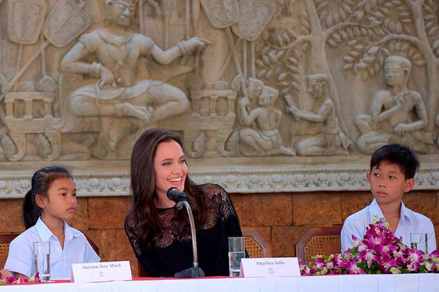  Vanity Fair se niega a cambiar el reportaje por el que critican a Angelina Jolie