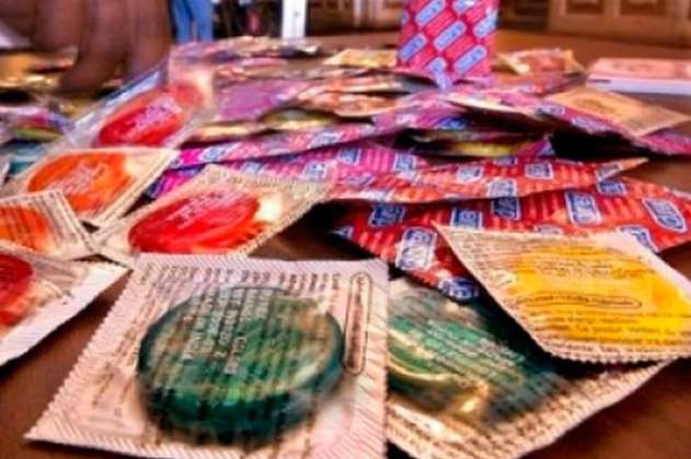 Dispensador de condones en iglesia, la estrategia para disminuir tasa de embarazos
