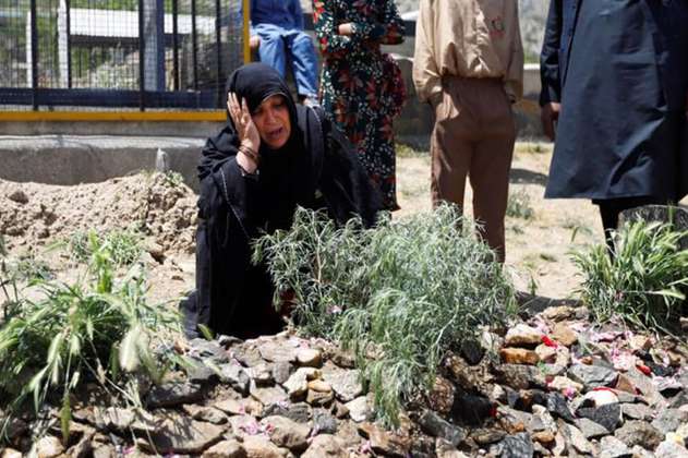 Asesinato de periodista visibiliza el suplicio de ser mujer en Afganistán