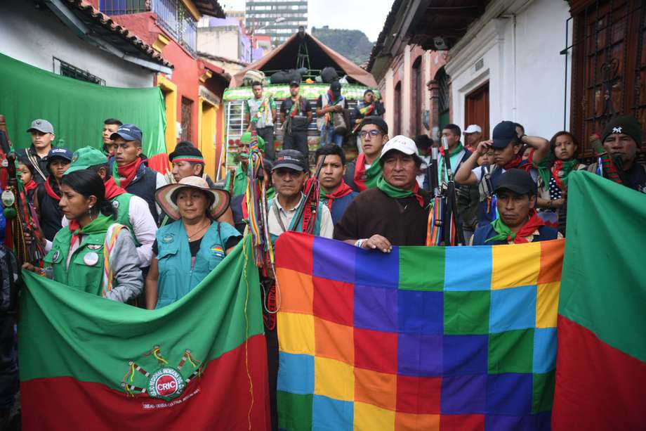 Llegada a Bogotá de la guardia Indígena