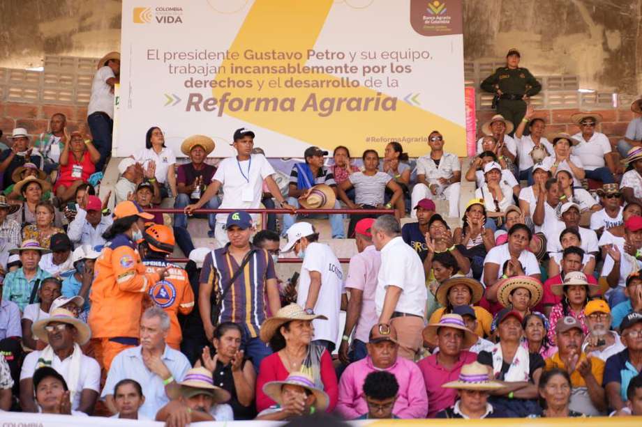 Evento de lanzamiento del Sistema Nacional de Reforma Agraria en el coliseo de Sincelejo, Sucre.