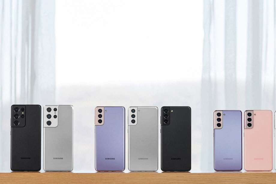 La serie Samsung Galaxy S21 está conformada por tres dispositivos: S21, S21+ y S21 Ultra. Se destacan por  la cámara de calidad profesional y  su diseño.