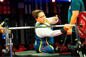 Bertha Fernández se colgó la medalla de oro en la Copa Mundial de Parapowerlifting