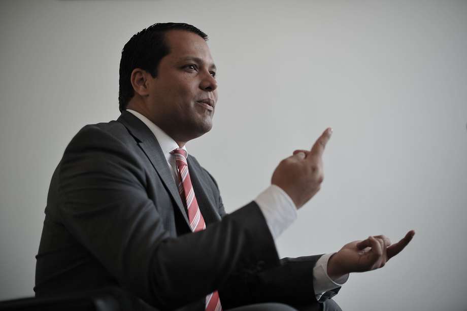 Luis Alberto Monsalvo Gnecco, gobernador suspendido y con casa por cárcel.