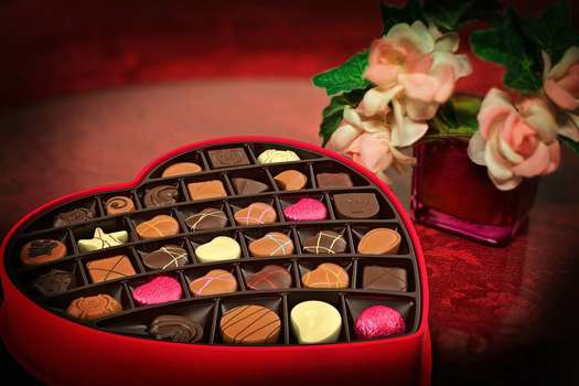 Los chocolates son los productos más opcionados entre quienes quieren regalar un obsequio. / Pixabay. 