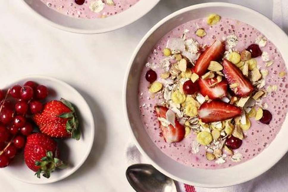 Bowl de yogur con frutas y semillas, una receta ideal para las onces | EL  ESPECTADOR
