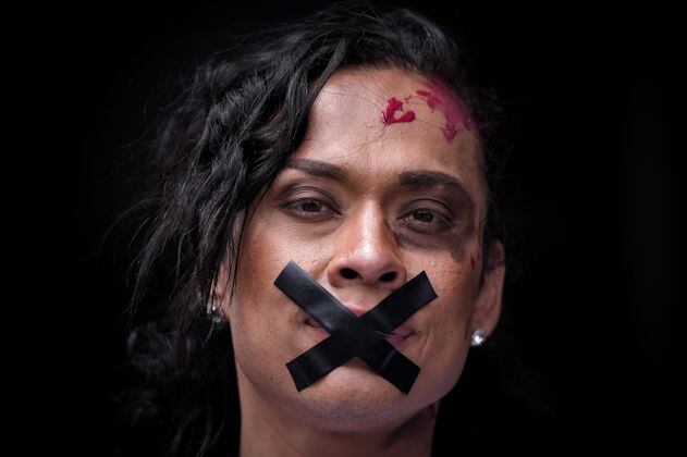 En fotos: Víctimas de violencia sexual le exigen a la JEP que les dé respuestas