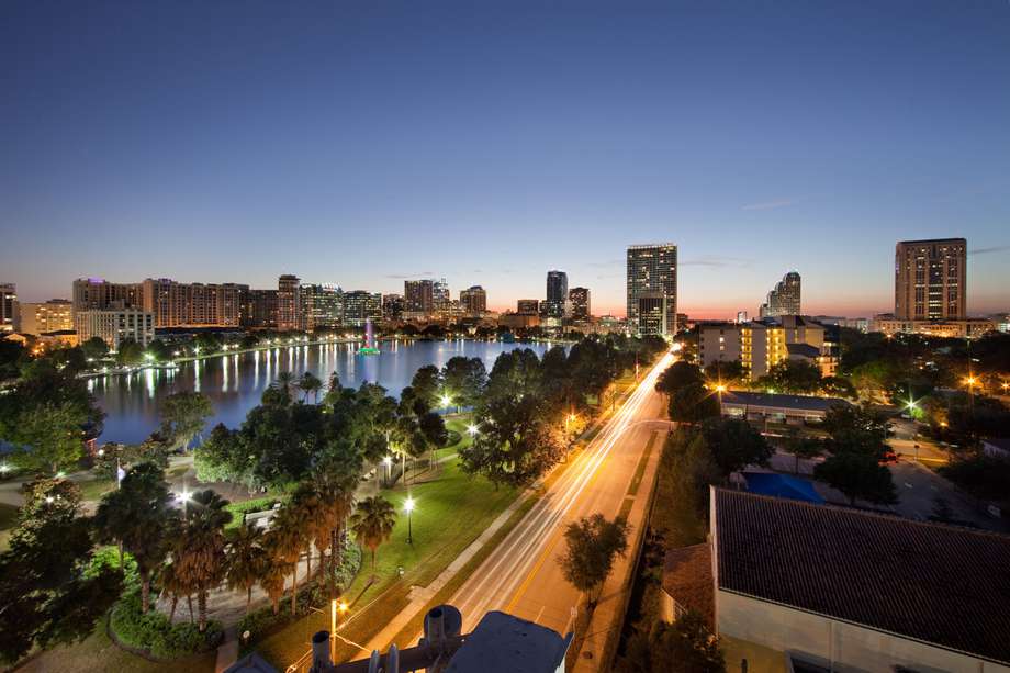 Una bella panorámica de la ciudad de Orlando.