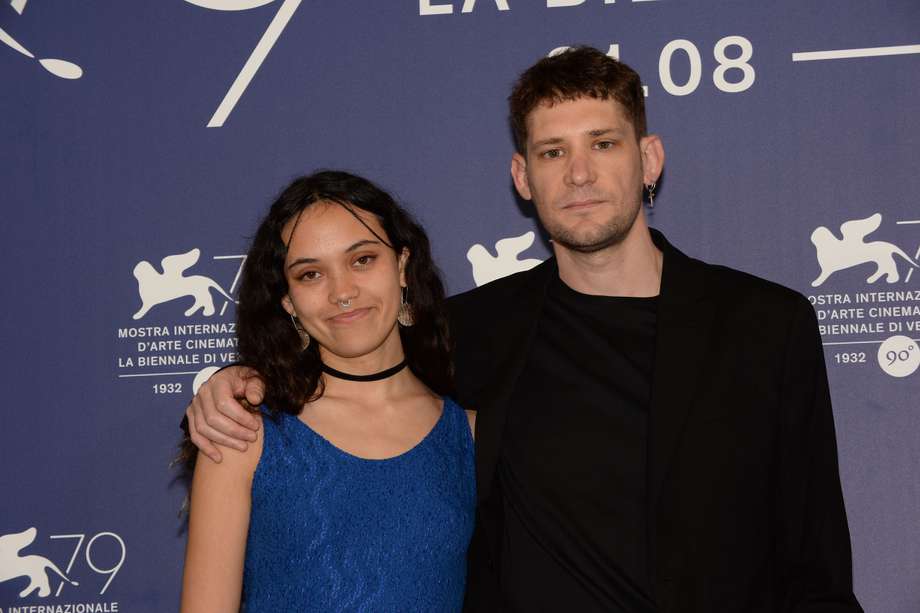 La actriz Laura López y el director de la película chilena "Blanquita", Fernando Guzzoni, estuvieron en el Festival Internacional de Cine de Venecia, donde la película compite en la sección Orizzonti.