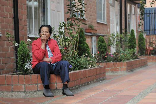 El esposo de Teresa Castro descubrió que ella tenía alzhéimer luego de que en 2005 olvidara cómo llegar a su casa en Bogotá.  /Luis Ángel