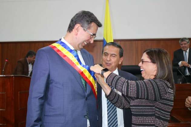 Procuraduría destituyó e inhabilitó por 10 años al director de la CAR de Cundinamarca