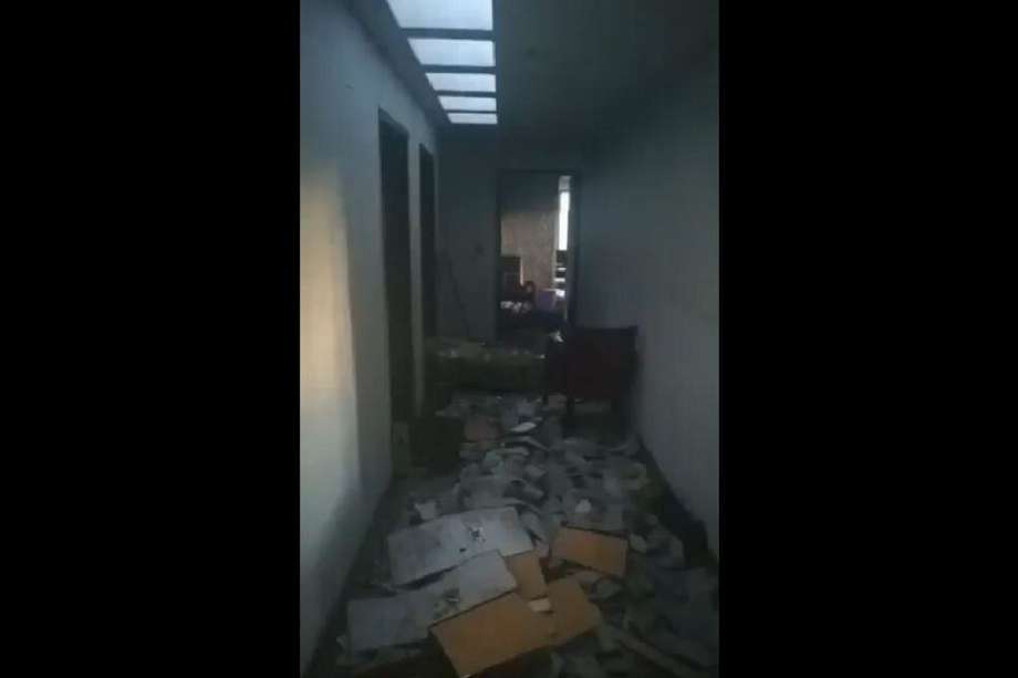 El canciller venezolano, Jorge Arreaza, denunció a través de un video la supuesta vandalización del consulado de ese país en Bogotá (Colombia).