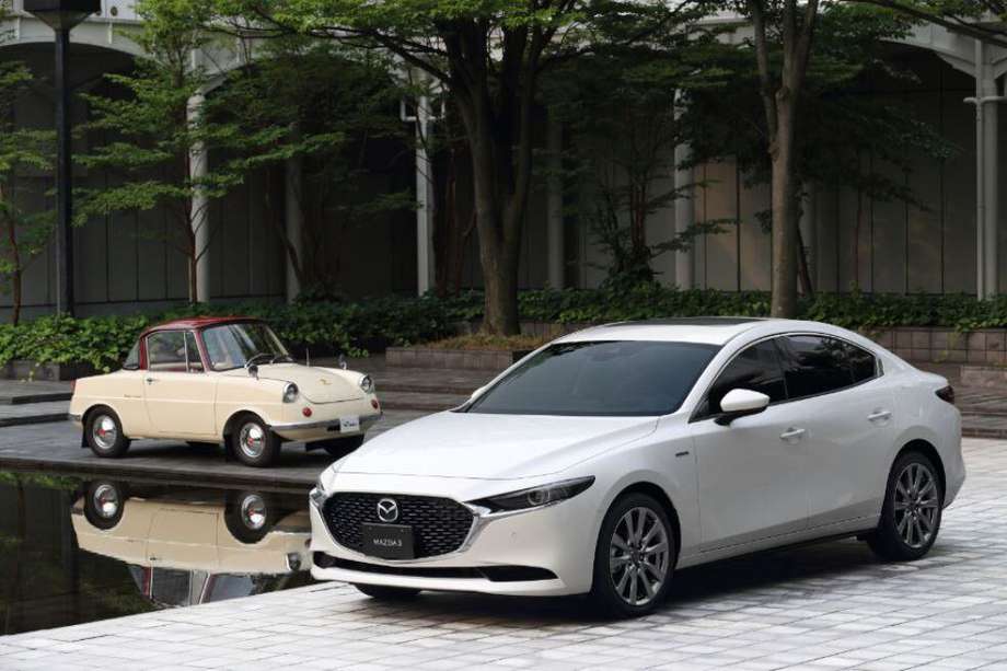 Mazda 100 años.