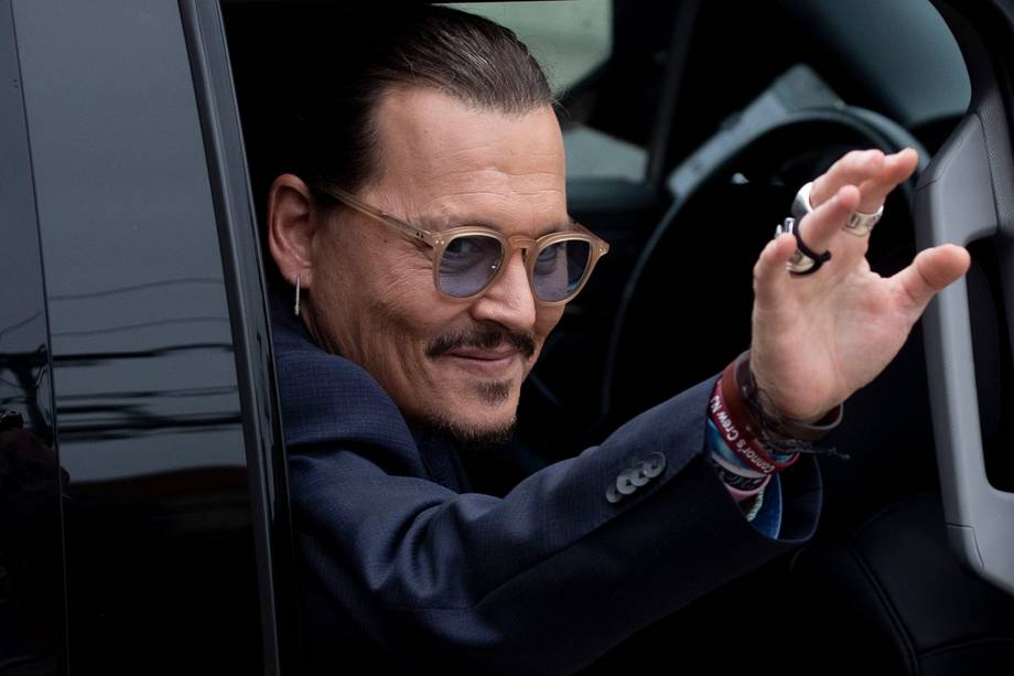 Johnny Depp vuelve a la música mientras espera fallo del juicio contra Amber Heard