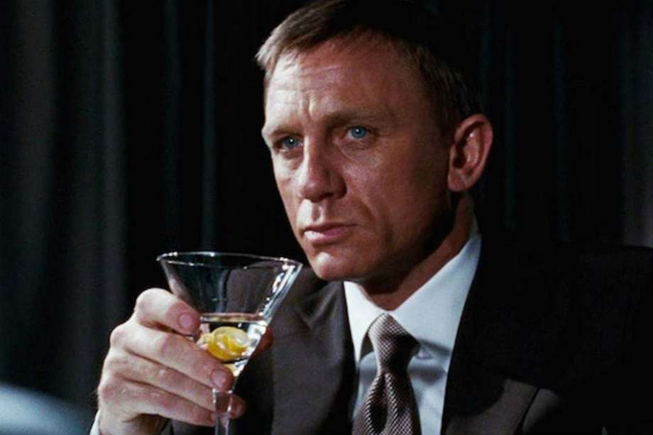 Daniel Craig ha estado en los zapatos de James Bond en cinco ocasiones: "Casino Royale" (2006), "Quantum of Solace" (2008), "007 Operación Skyfall" (2012), "007: Spectre" (2015) y "Sin tiempo para morir" (2021).