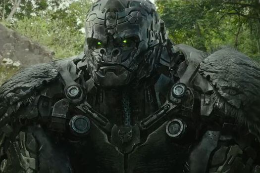 A la guerra entre Autobots y Decepticons se unen tres nuevas 'especies' en "Transformadores: El origen de las bestias".