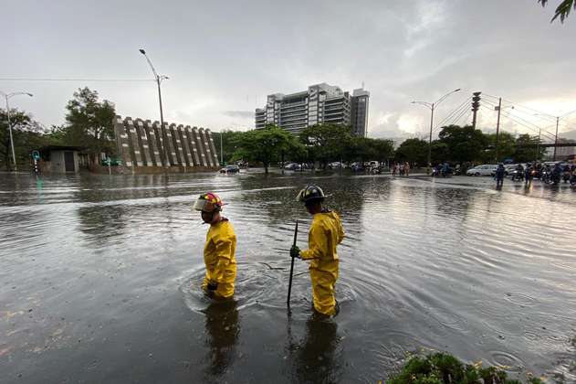 Lluvias en Medellín causaron inundaciones y árboles caídos