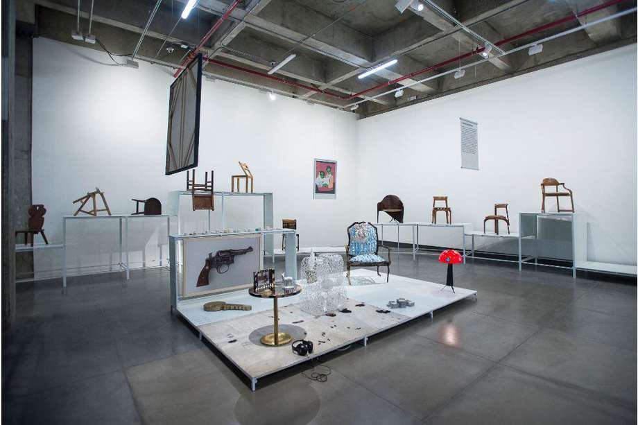 La exposición “Departamento temporal de los objetos” busca crear un diálogo entre diferentes formas estéticas de la cultura material.