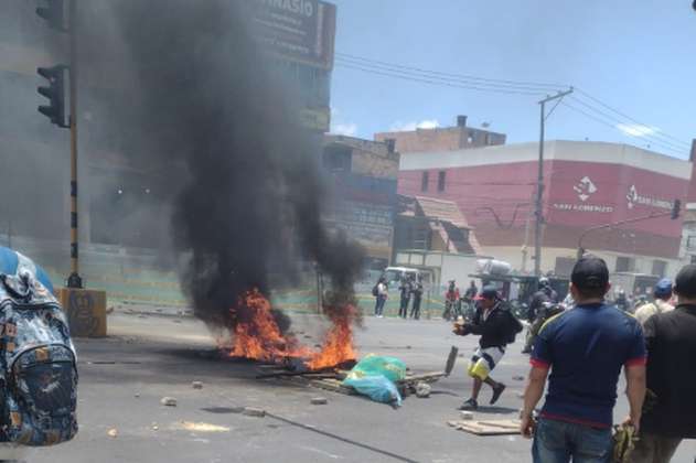 Protesta de bicitaxistas siembra el caos en Patio Bonito, al sur de Bogotá.