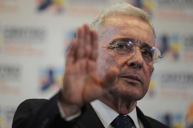 “Se debe investigar la cadena de mando”: abogado del caso Uribe en Argentina