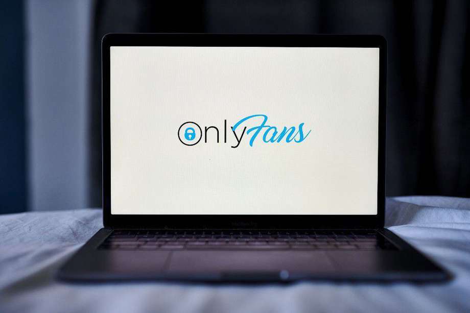 Trabajadores sexuales usan OnlyFans para vender contenido explícito. Celebridades se han sumado para vender fotos y videos más tradicionales a sus fans.