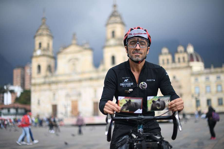 Paulo Quintero, deportista que atraviesa Colombia en busca de proteger la danta de montaña.