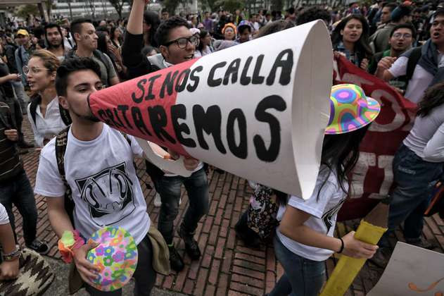 Transmilenio cierra el Portal de las Américas por marcha de estudiantes de la U. Distrital